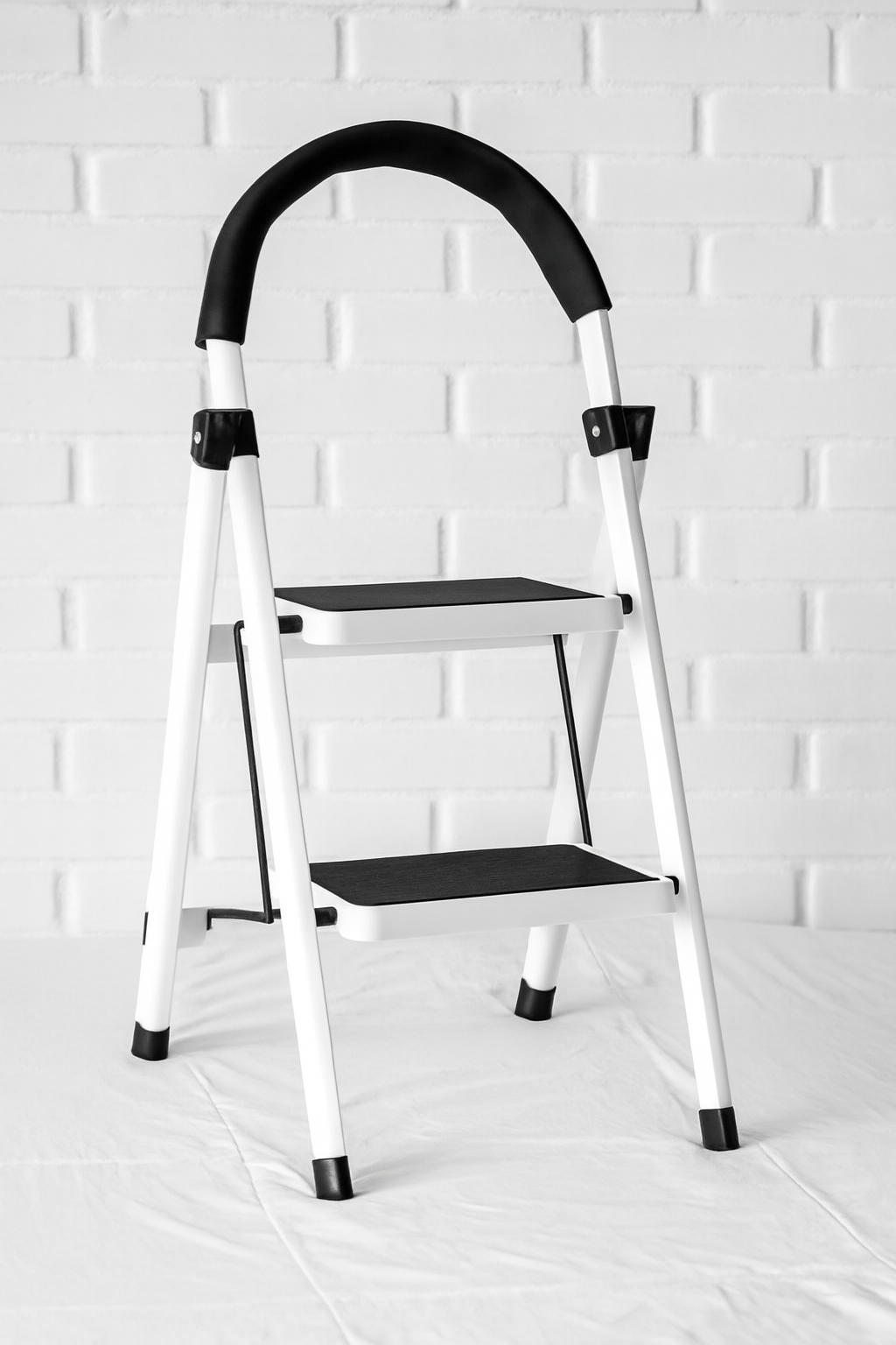 Escalera Plegable De Acero 2 Peldaños Antideslizantes,Doméstica de 2 Peldaños con Mango Acolchado